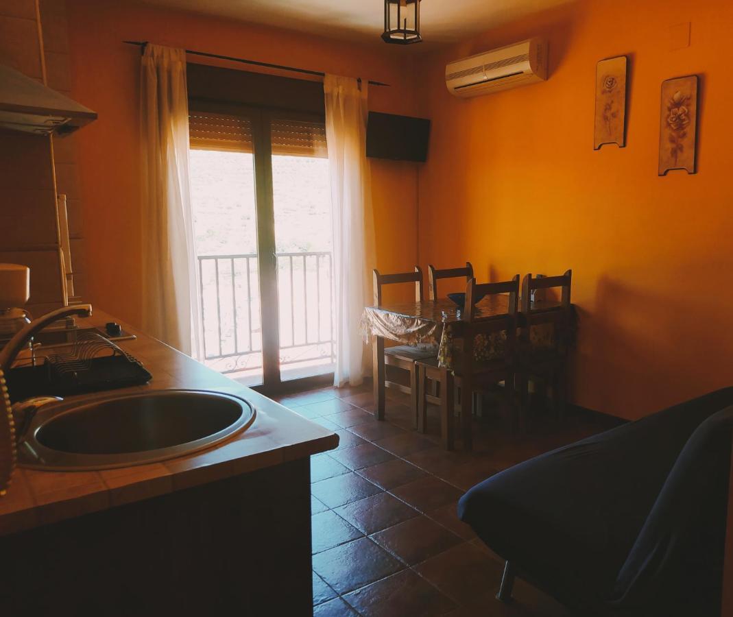 קבסואלה דל ואיה El Balcon De Cabezuela Valle Del Jerte מראה חיצוני תמונה